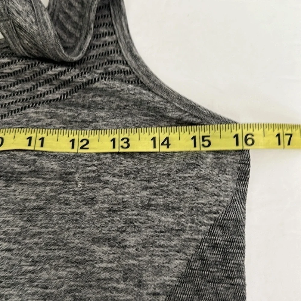 Nike racerback heather gray small
